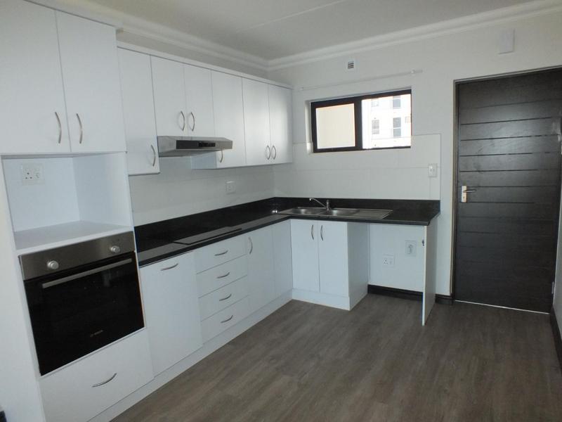 To Let 2 Bedroom Property for Rent in Buhrein Western Cape